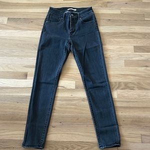 Levi’s dark grey 721 high rise skinny size 26. Jeans altered at bottom.